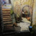 Diorama - Scorcio paesaggio vecchio e bambina